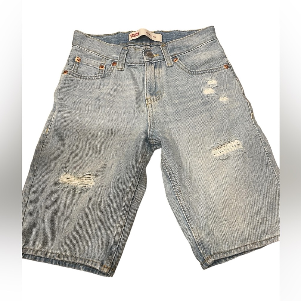 👖LEVI SLIM SHORTS